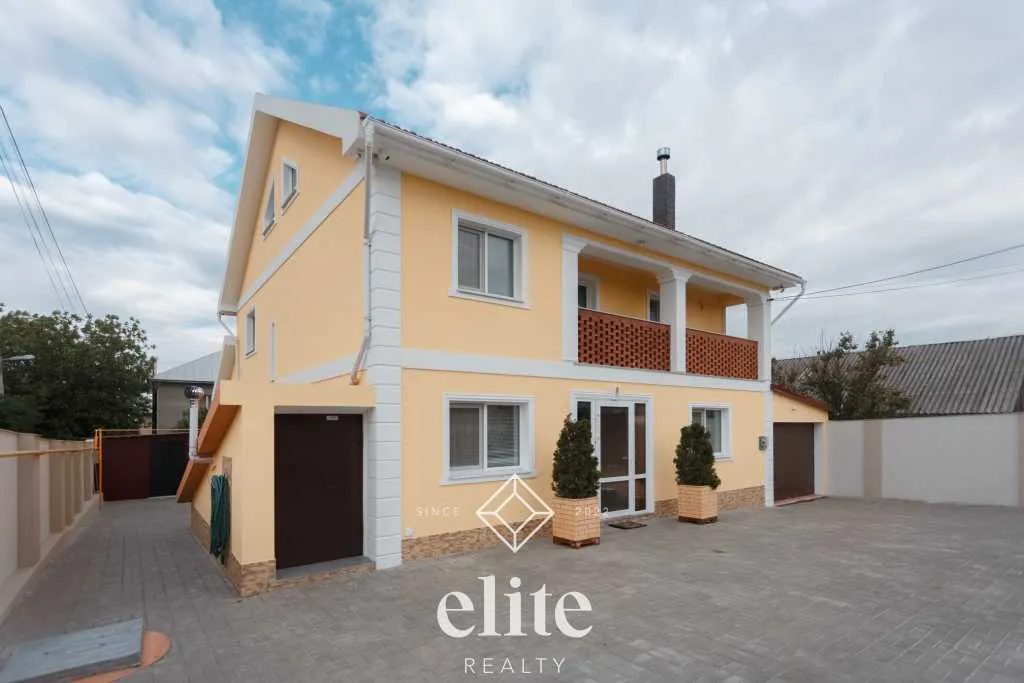 2-этажный дом, 4 комнаты, 186 м² — Изображение 1