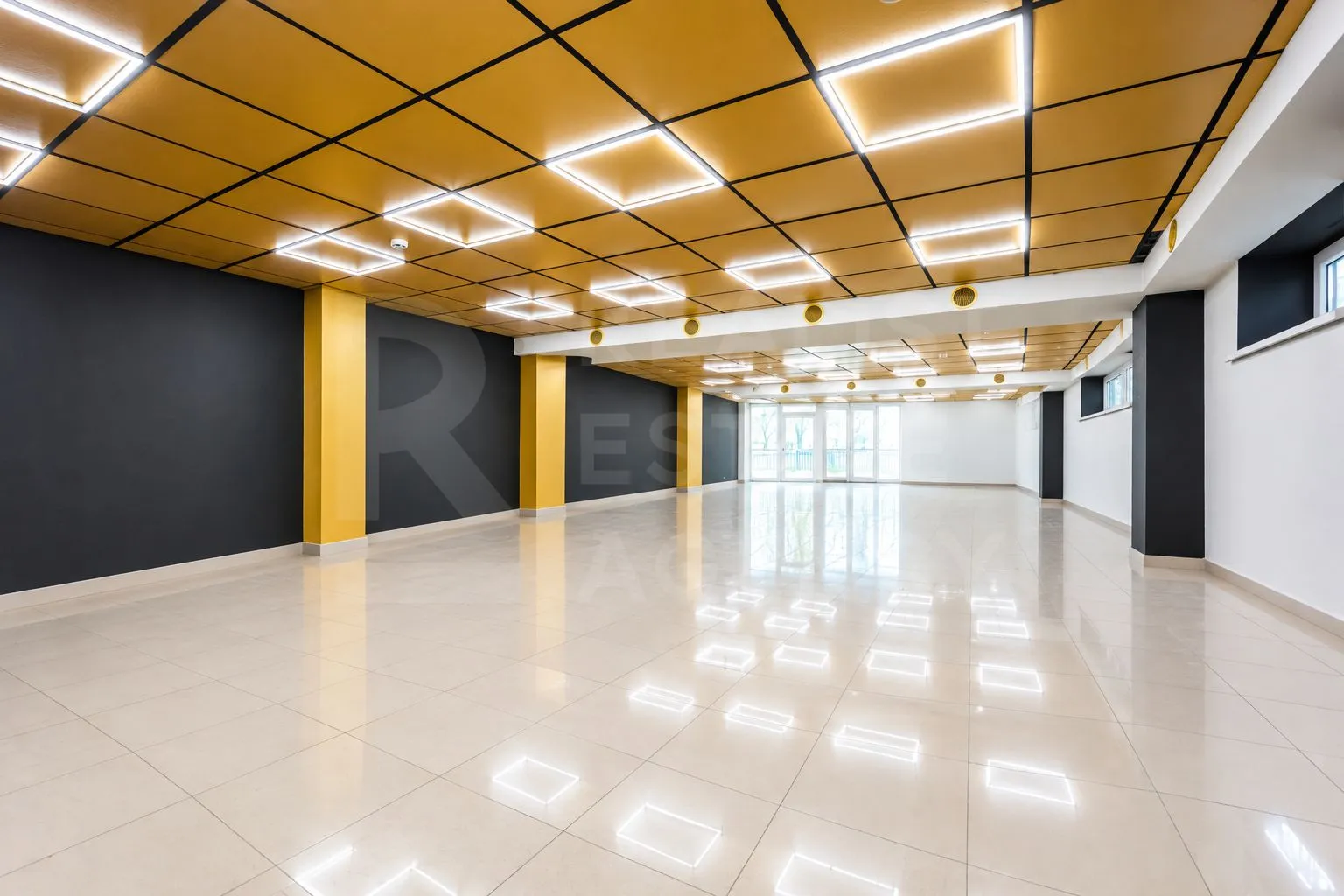 Spațiu comercial, 170 m² — Imagine 1