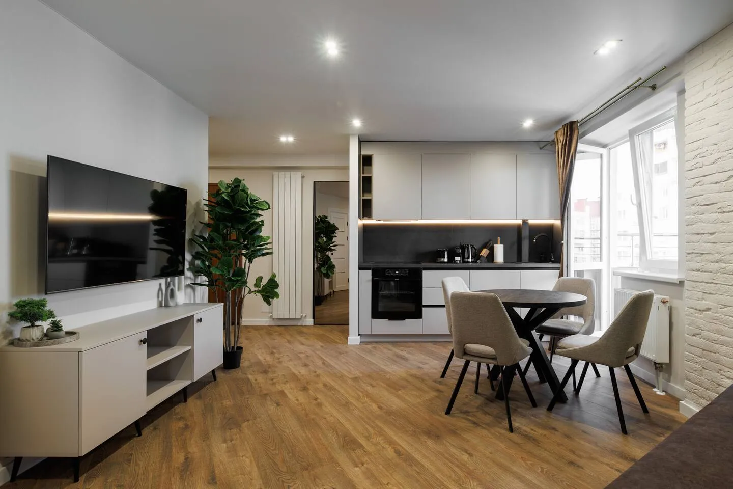 2-bedroom apartment, 65 m² — Image 1