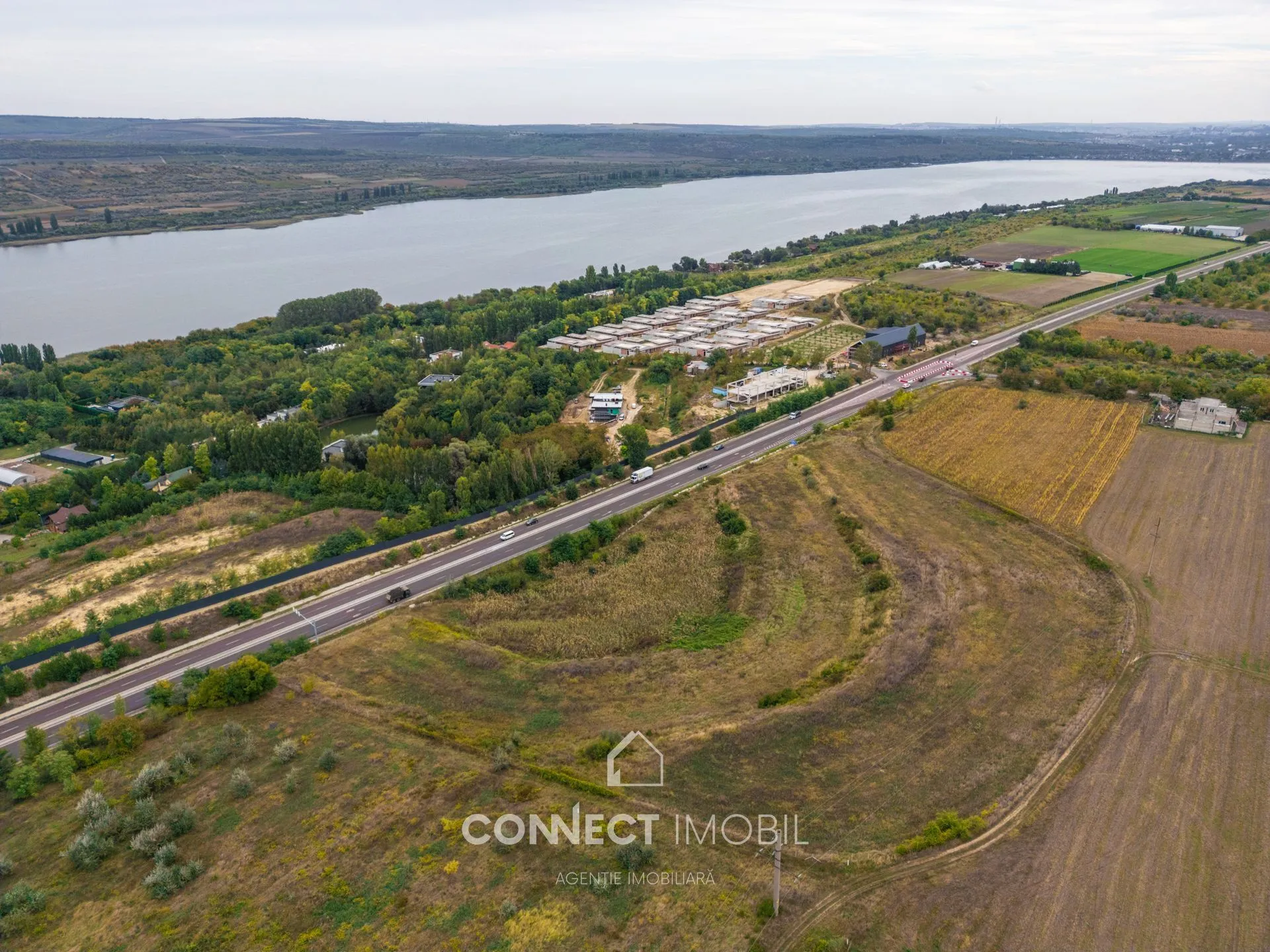 Land, 2.08 hectares — Image 1