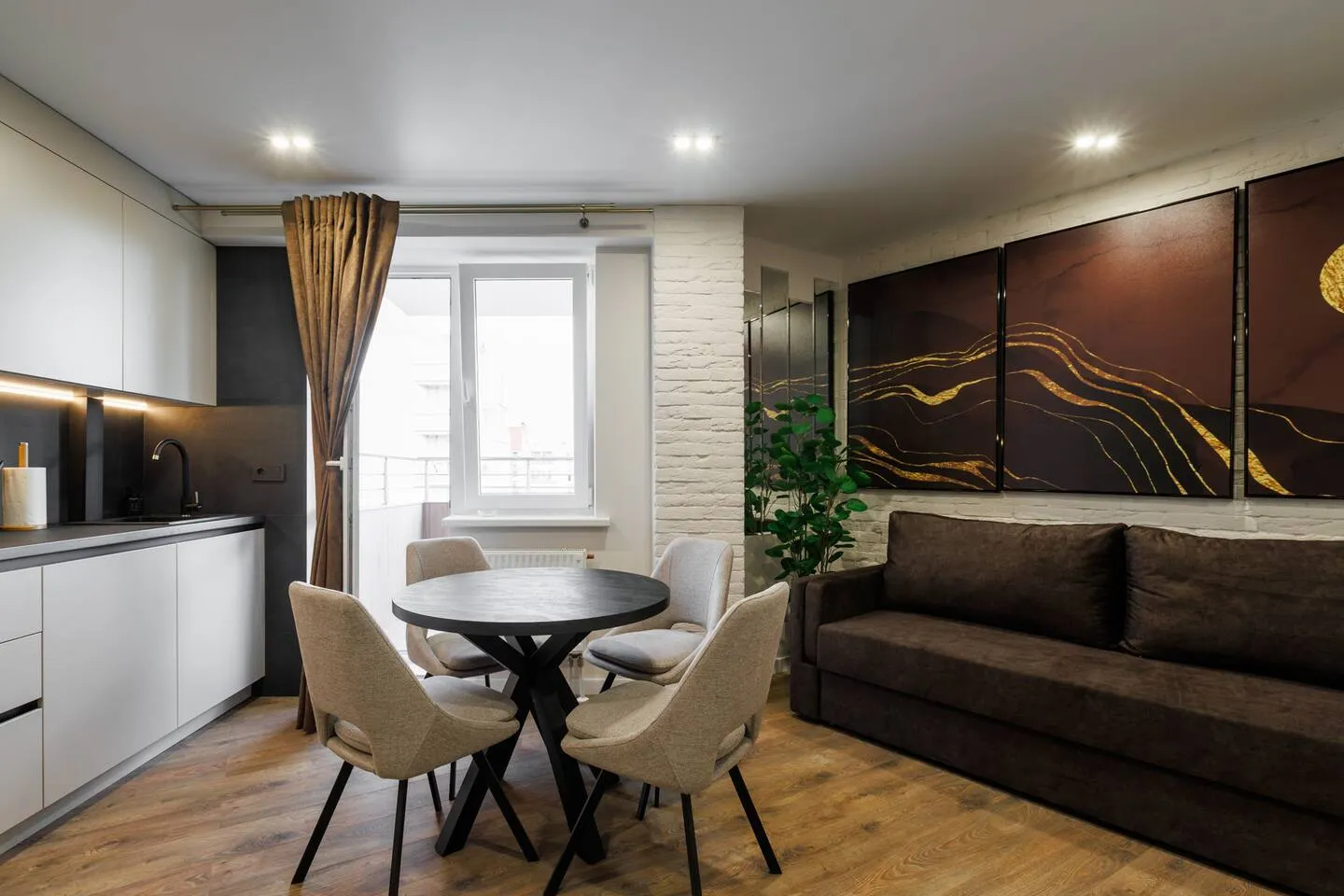 2-bedroom apartment, 65 m² — Image 2