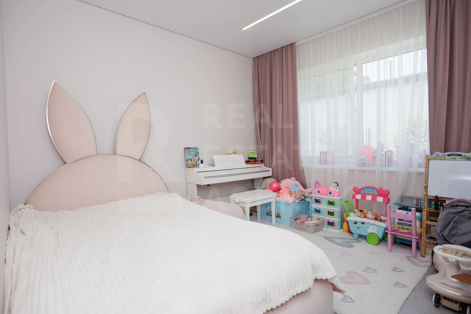 1-etaje casă, 3 camere, 110 m² — Imagine 4