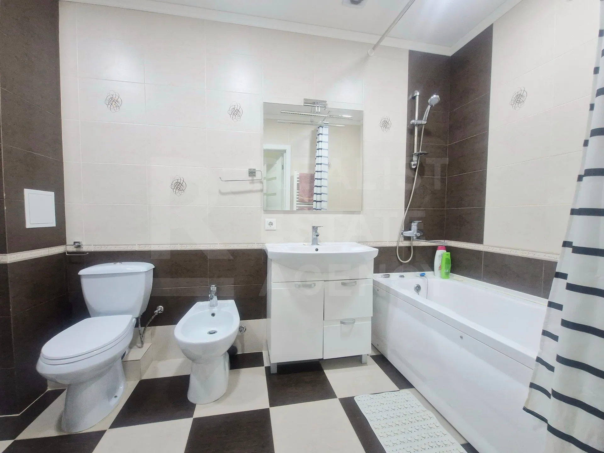2-bedroom apartment, 60 m² — Image 4