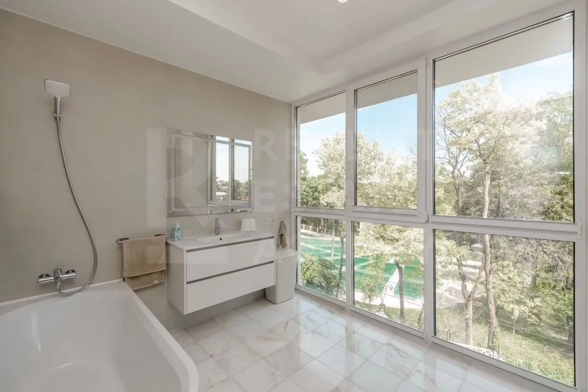 3-camere apartament, 220 m² — Imagine 4