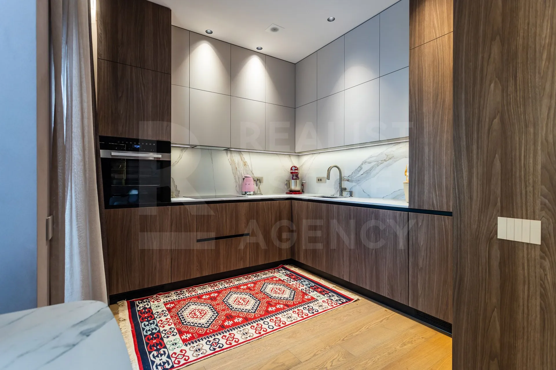 4-комнатная квартира, 110 м² — Изображение 2