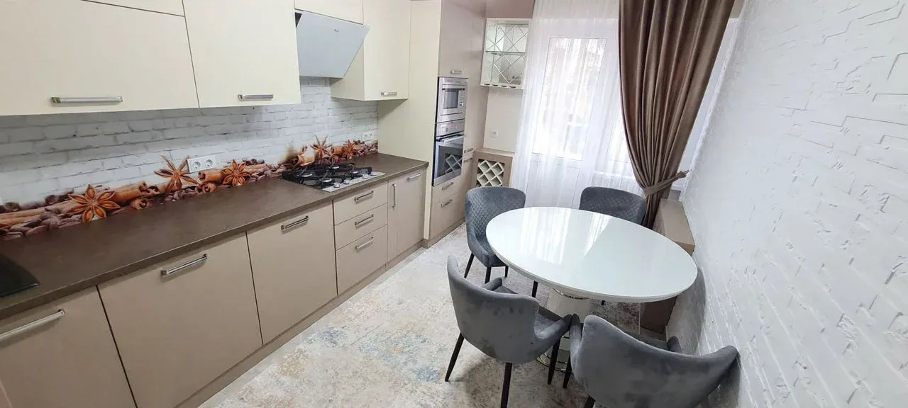 2-bedroom apartment, 65 m² — Image 2