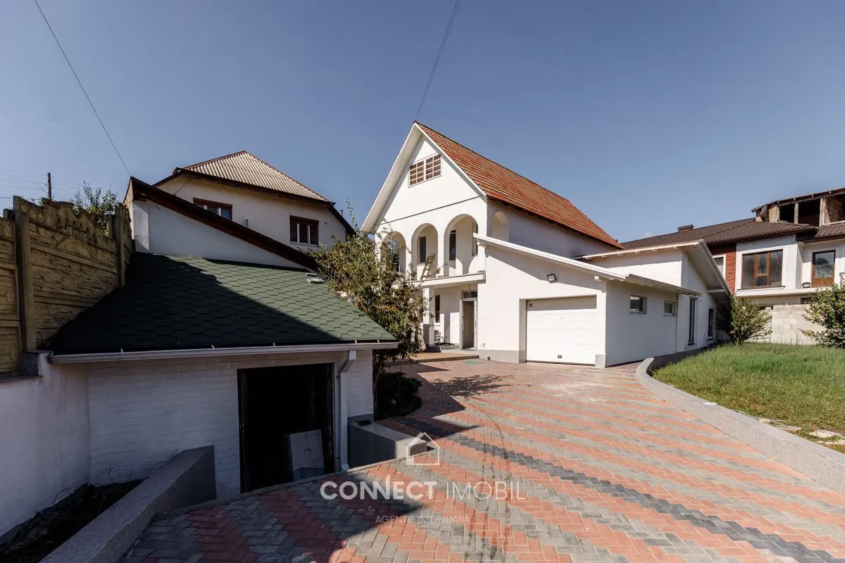2-этажный дом, 4 комнаты, 180 м² — Изображение 1
