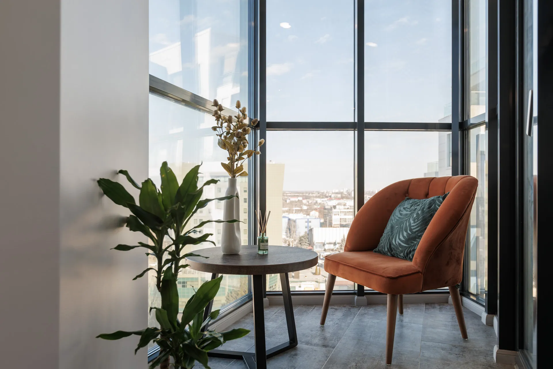 1-bedroom apartment, 48 m² — Image 1