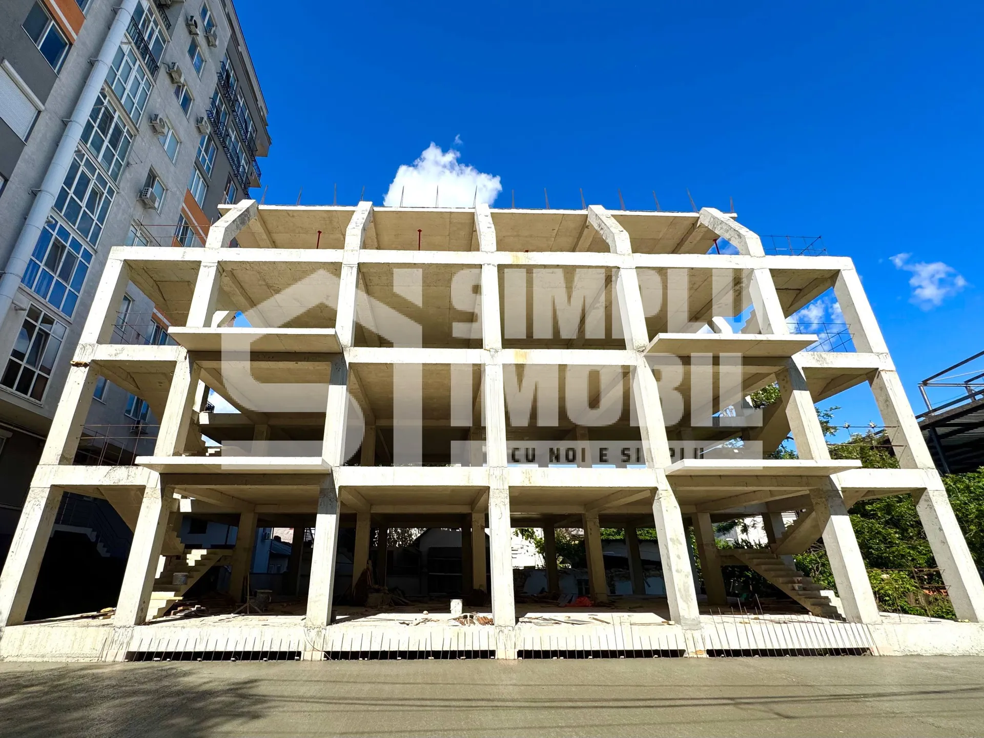 Commercial space, 660 m² — Image 1