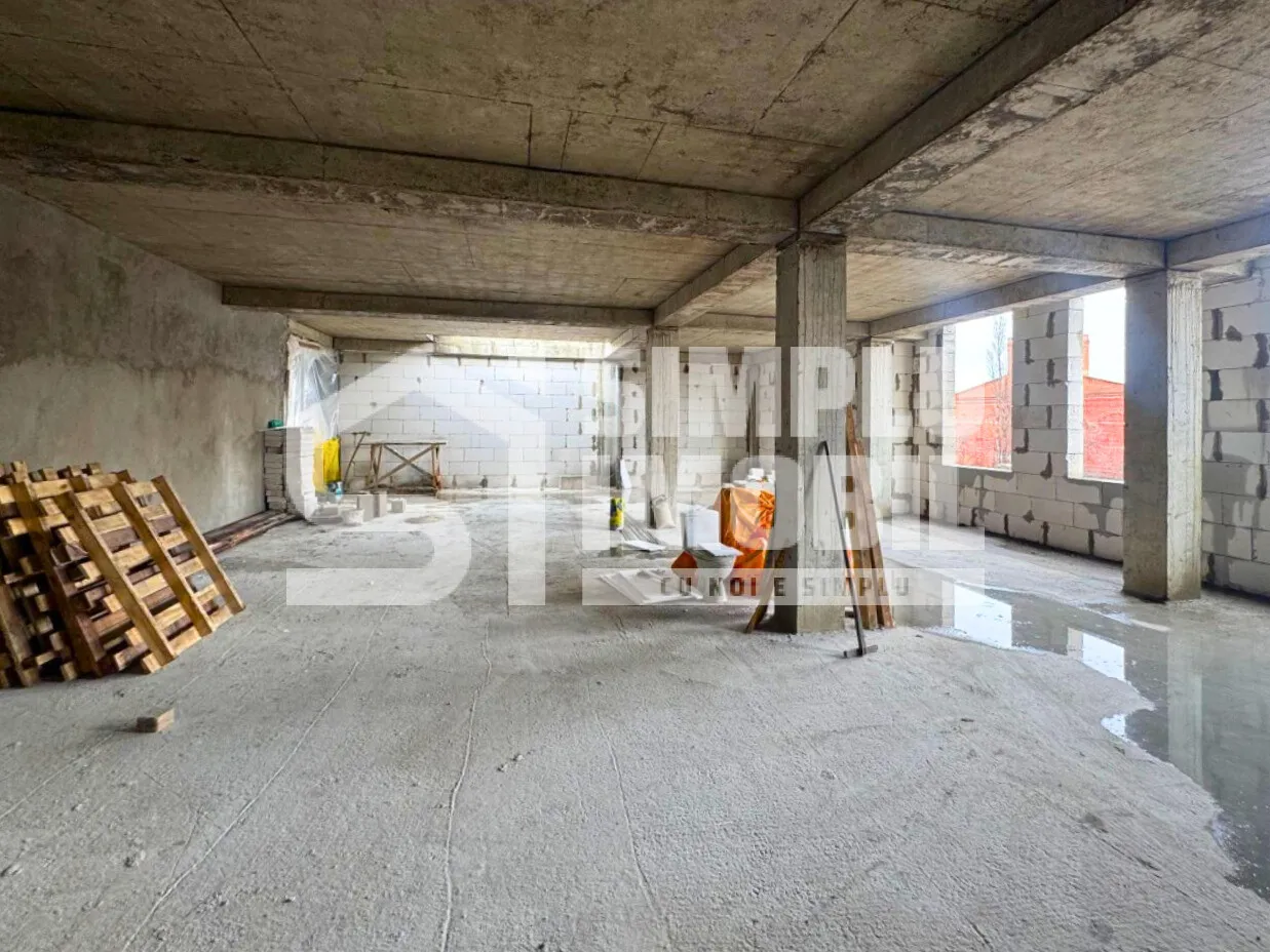 Spațiu comercial, 400 m² — Imagine 4