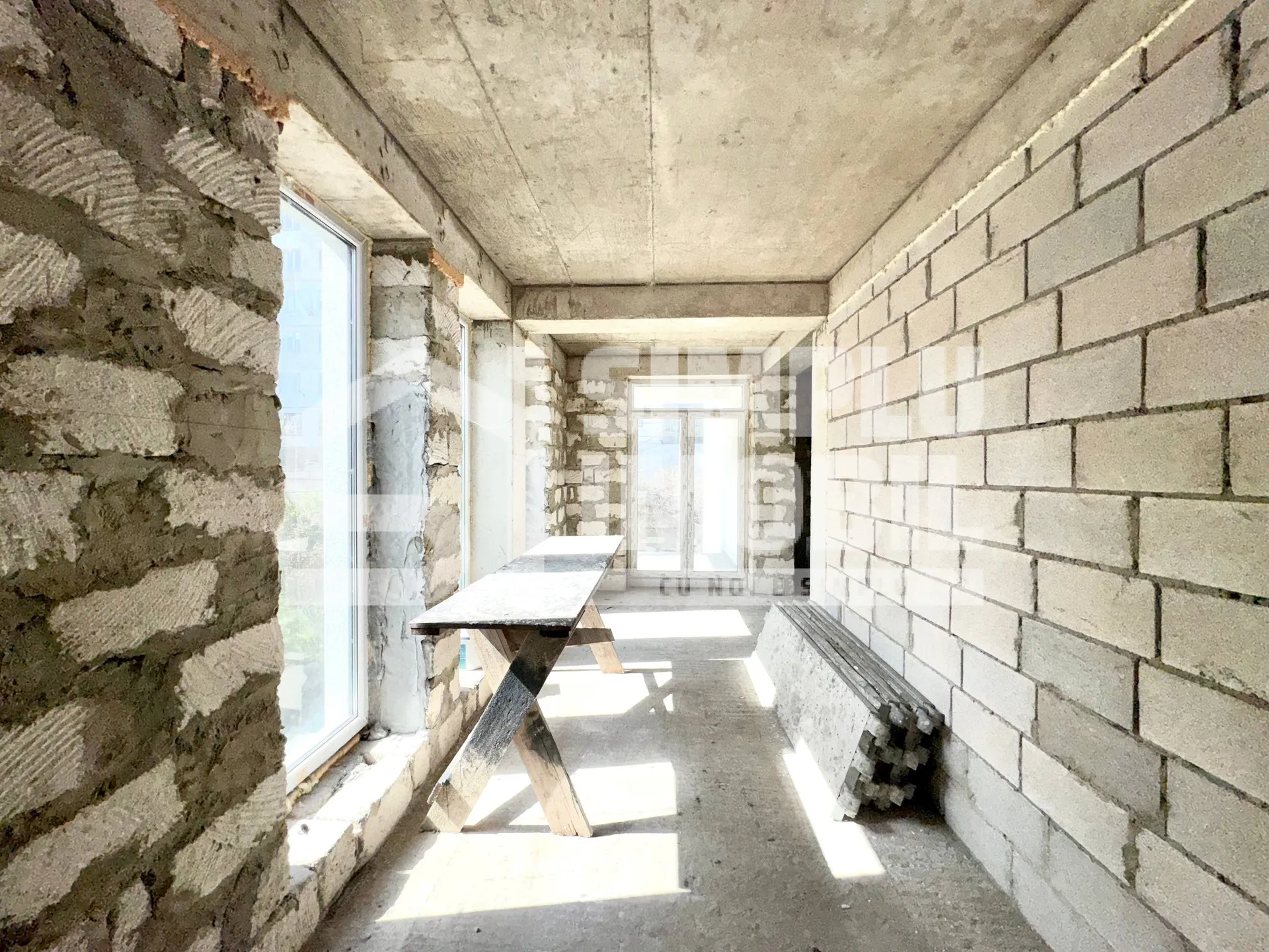 4-этажный дом, 4 комнаты, 170 м² — Изображение 2