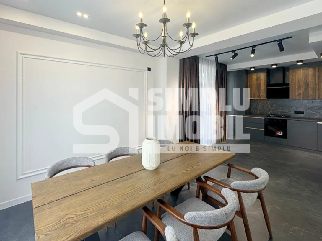 3-этажный дом, 4 комнаты, 220 м² — Изображение 3