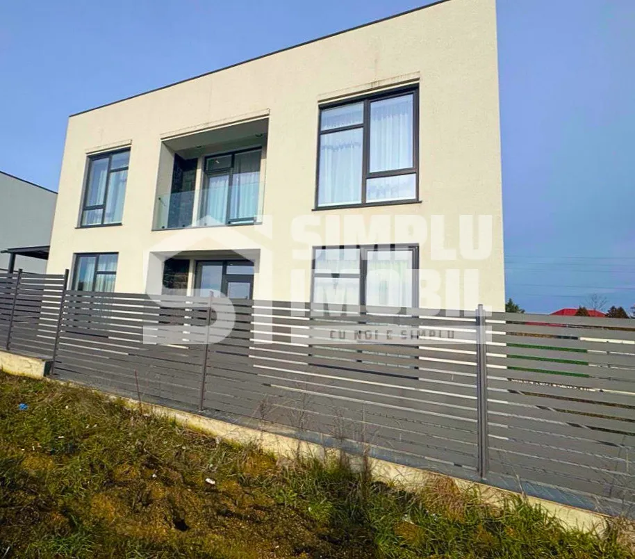 3-этажный дом, 4 комнаты, 220 м² — Изображение 1