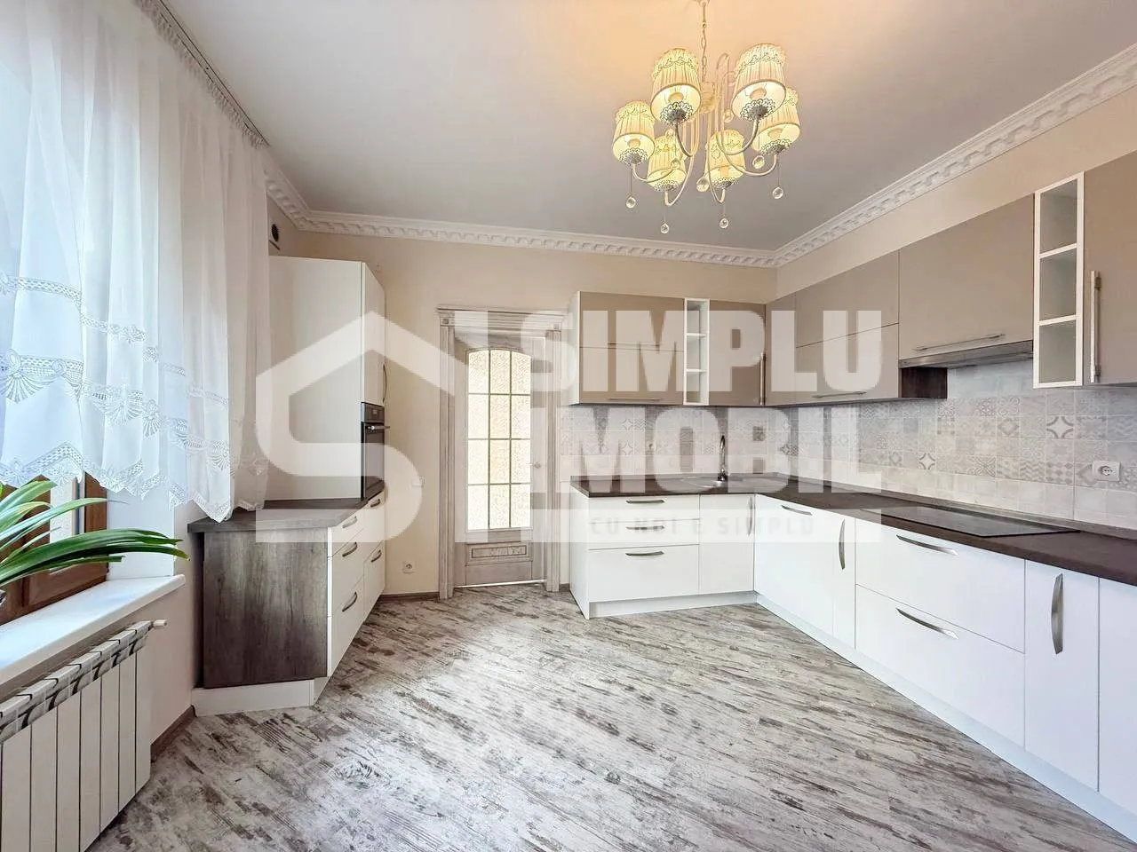 2-floor house, 3 rooms, 180 m² — Image 2
