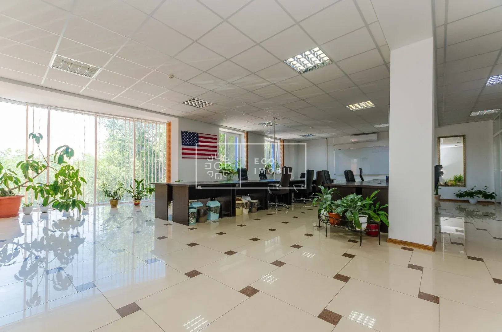 3-bedroom office, 150 m² — Image 1