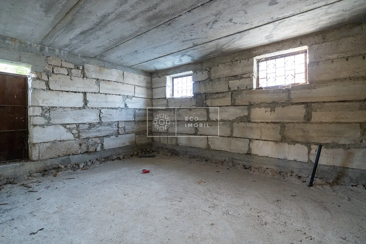 2-этажный дом, 3 комнаты, 400 м² — Изображение 3