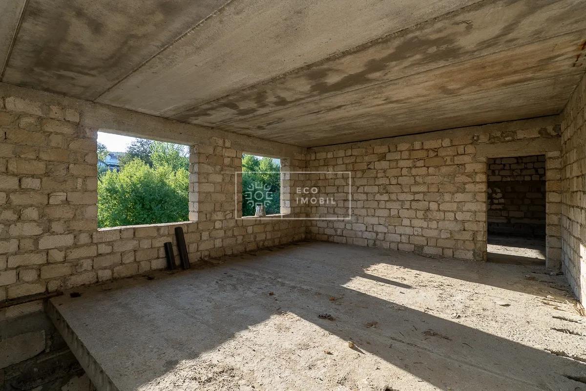2-этажный дом, 3 комнаты, 400 м² — Изображение 2