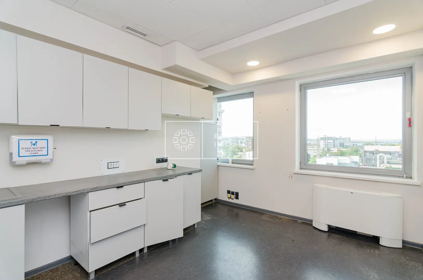 1-bedroom office, 581.26 m² — Image 2