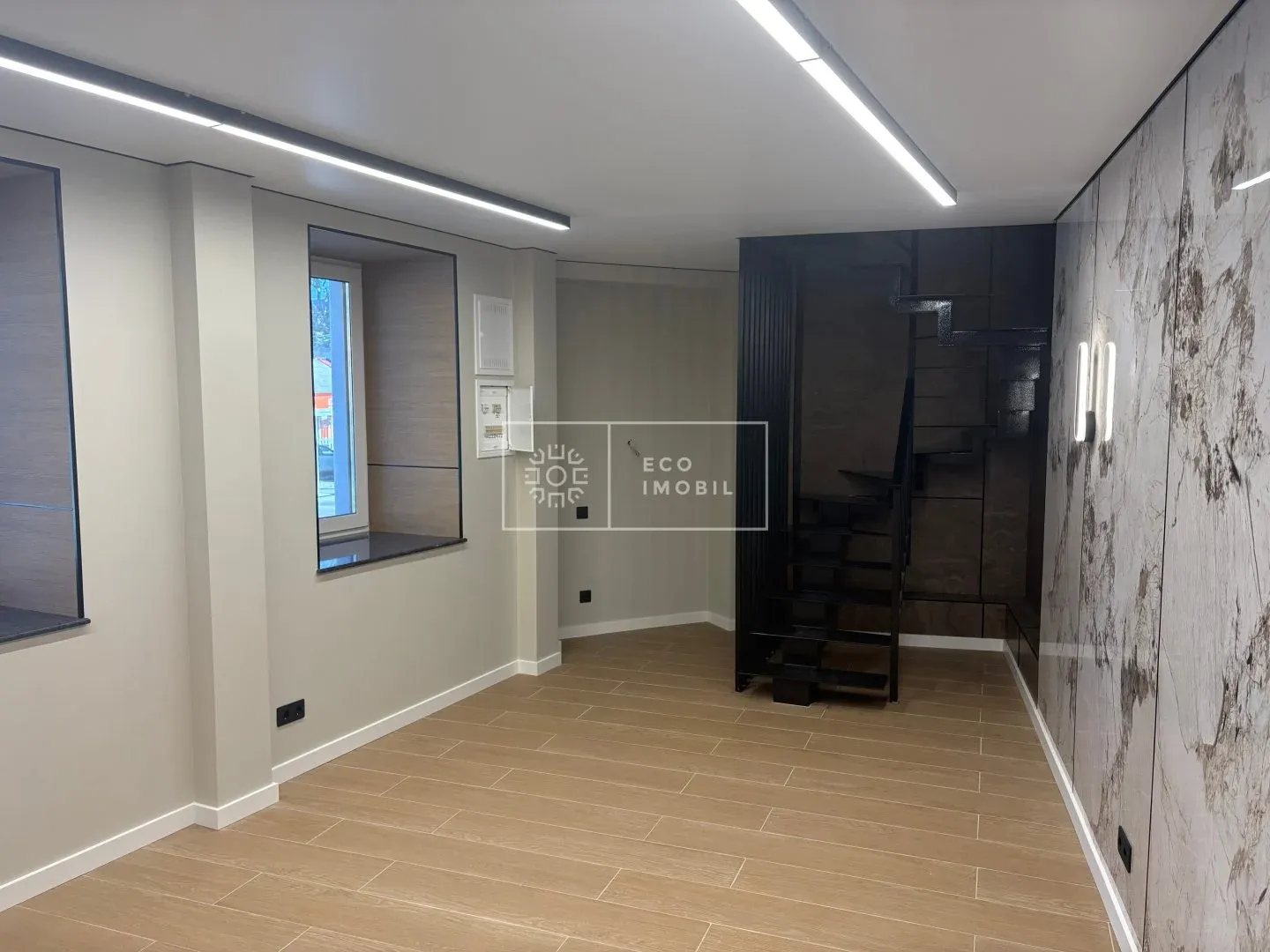 1-camere birou, 60 m² — Imagine 2