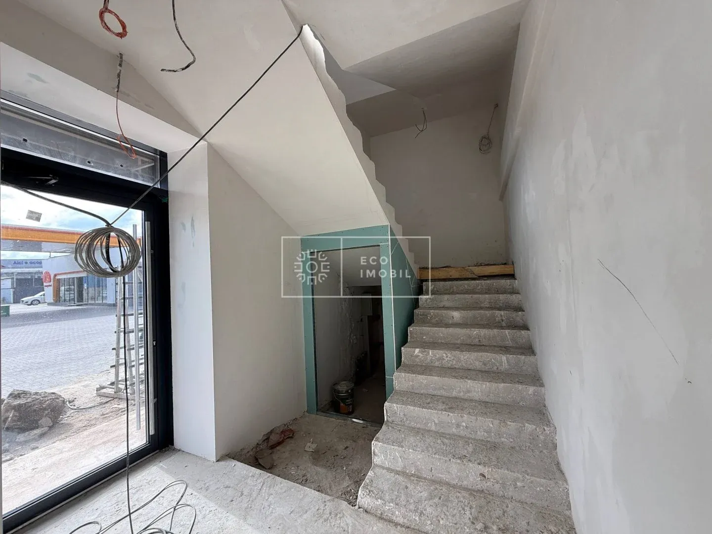 1-camere birou, 270 m² — Imagine 2
