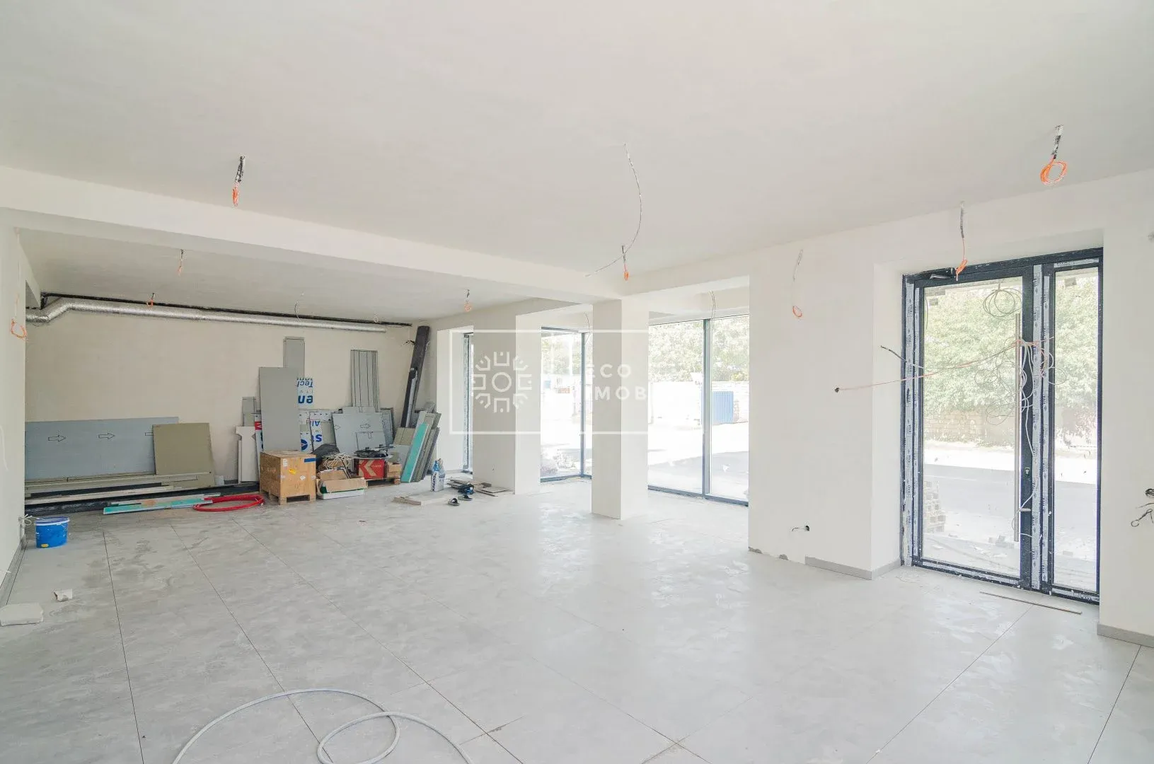 1-camere birou, 270 m² — Imagine 2