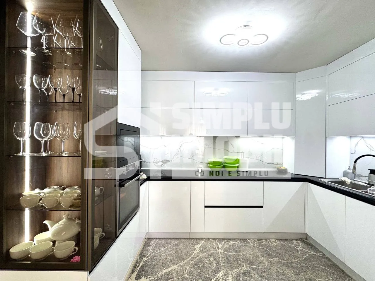 2-floor house, 5 rooms, 222 m² — Image 2