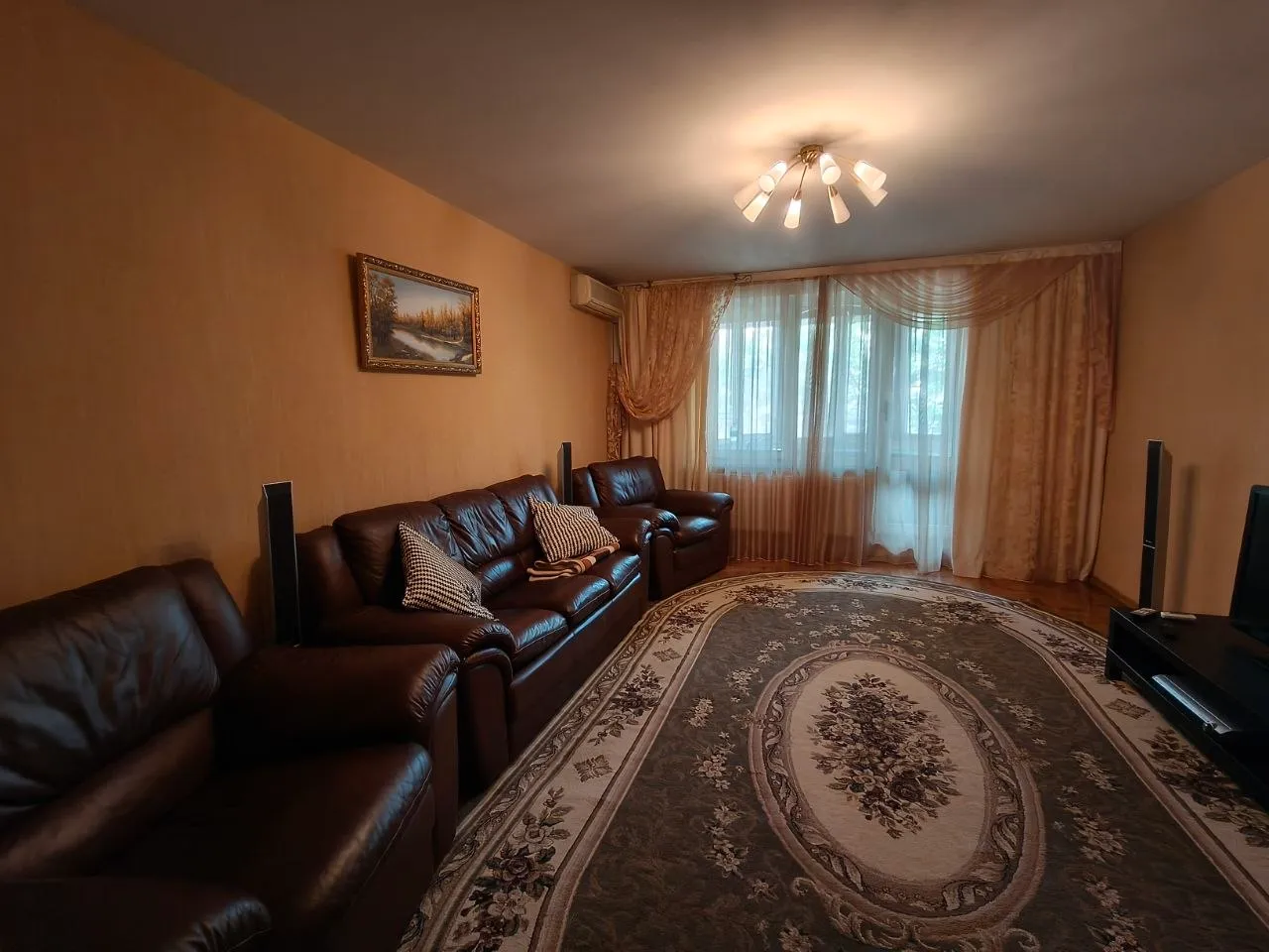 3-camere apartament, 100 m² — Imagine 1