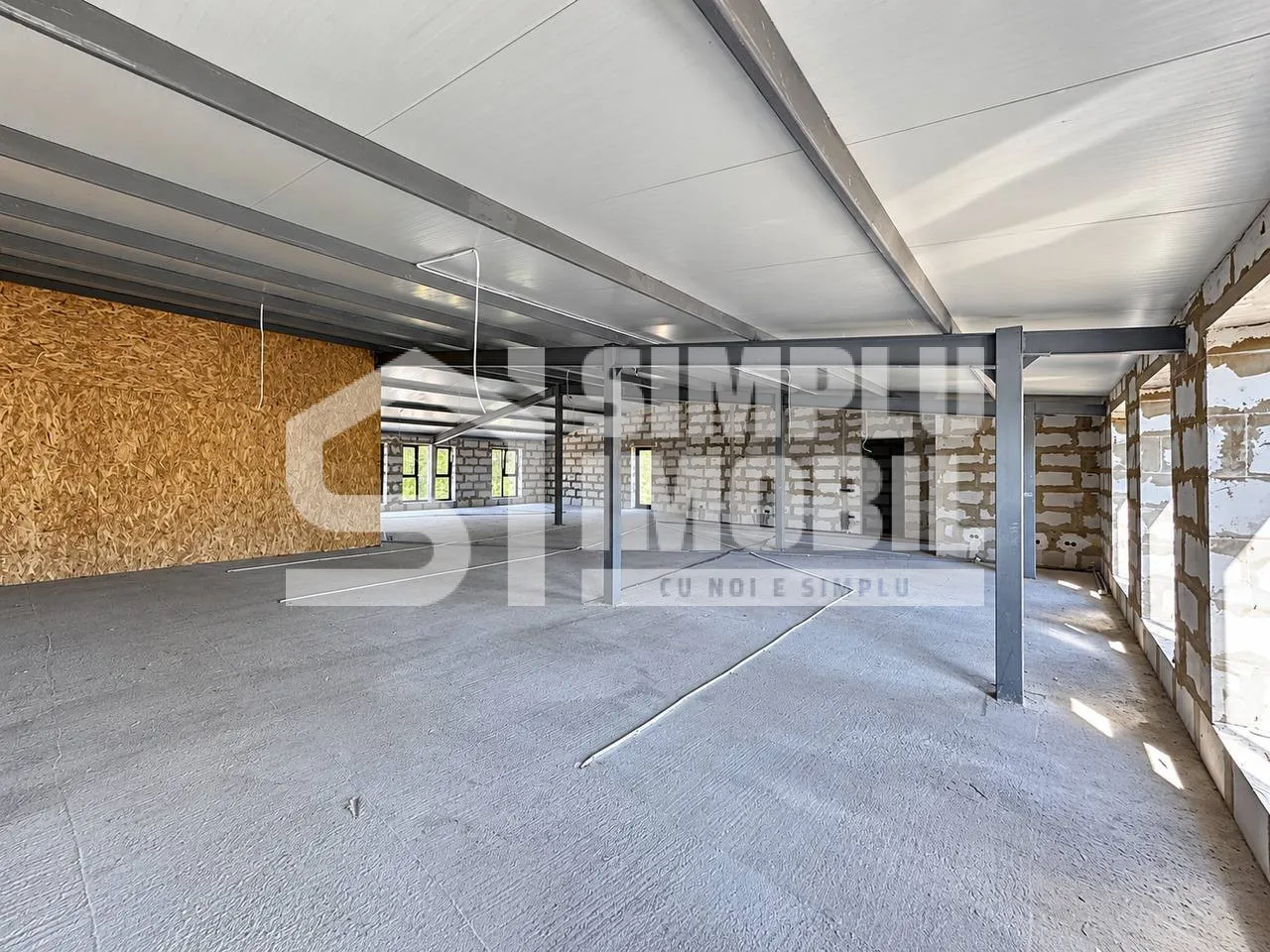 Spațiu comercial, 200 m² — Imagine 4