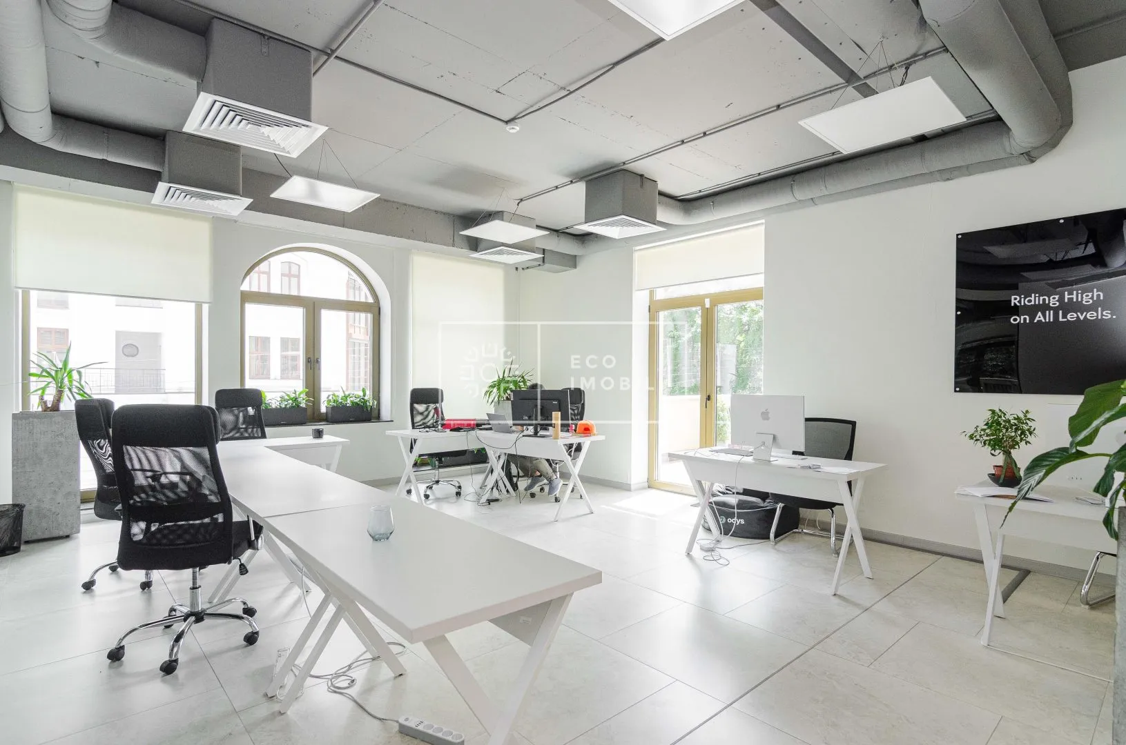 1-bedroom office, 485 m² — Image 1