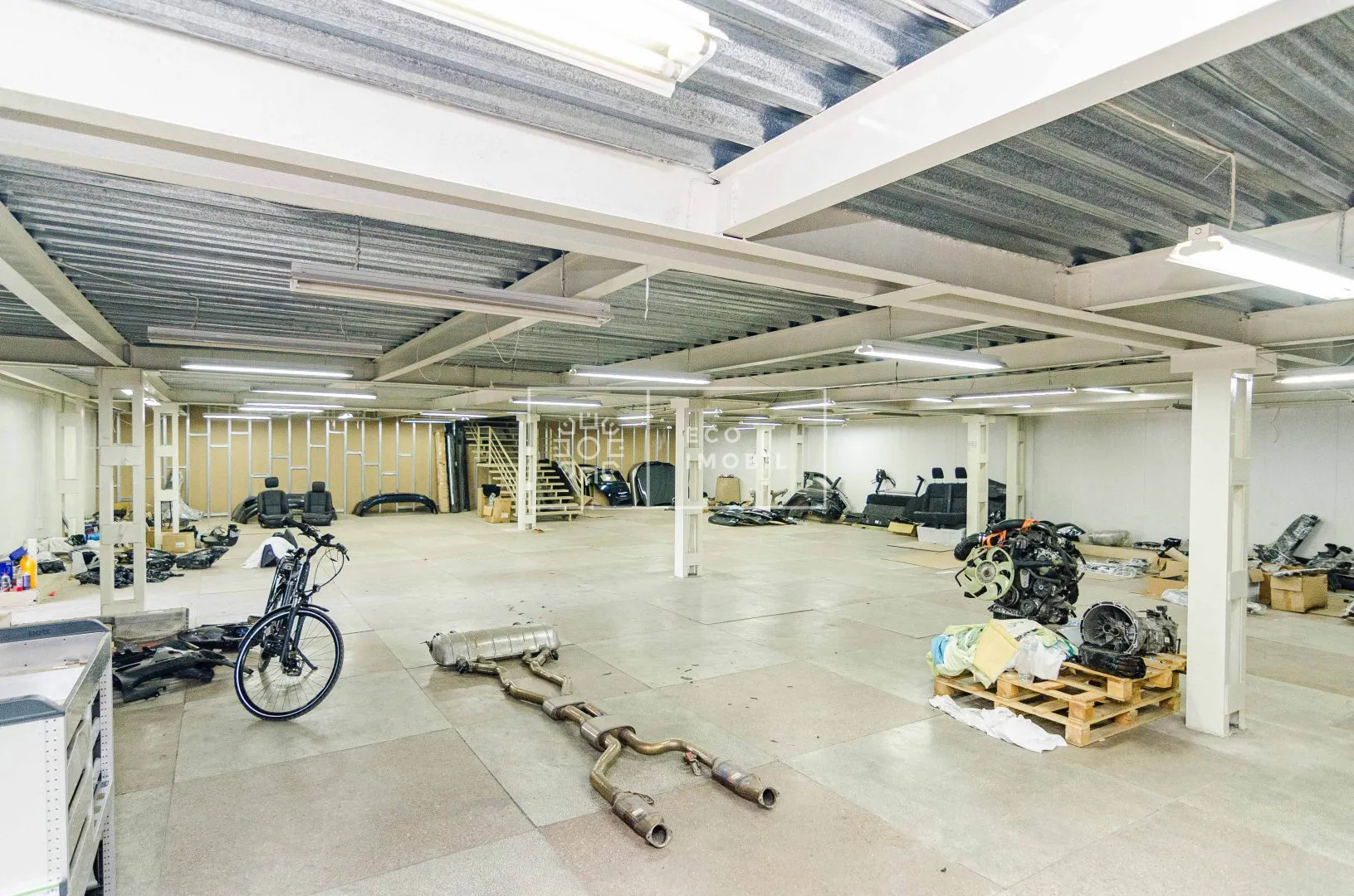 Spațiu comercial, 1 000 m² — Imagine 4