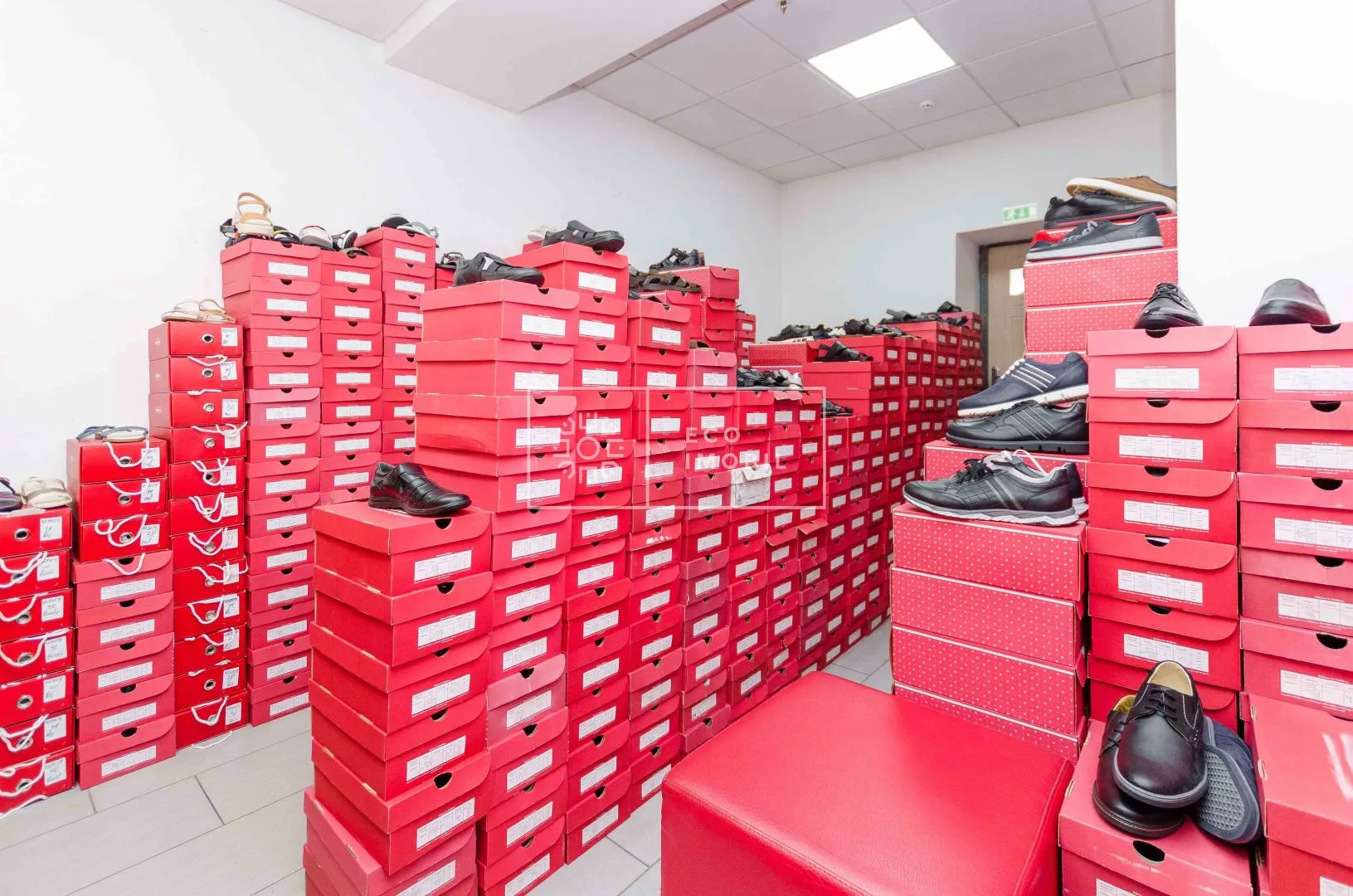 1-bedroom office, 92 m² — Image 2