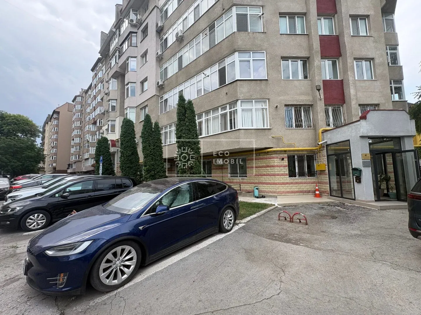 3-bedroom office, 51 m² — Image 1