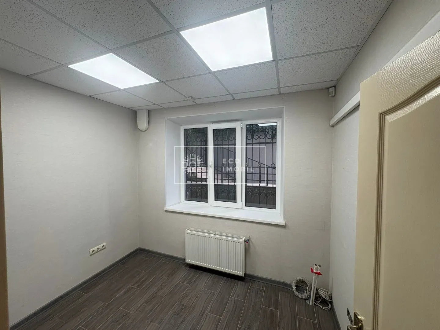 3-camere birou, 51 m² — Imagine 1
