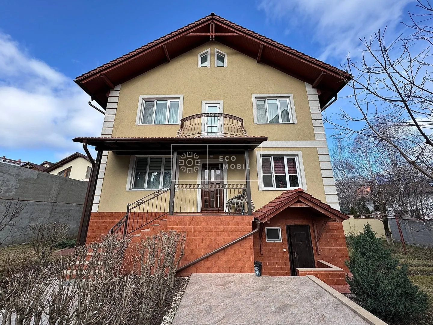 2-этажный дом, 2 комнаты, 85 м² — Изображение 1
