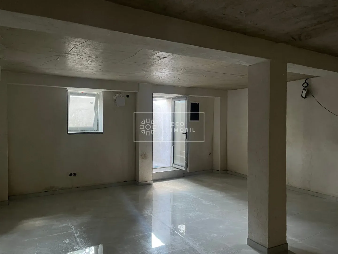1-bedroom office, 48 m² — Image 1