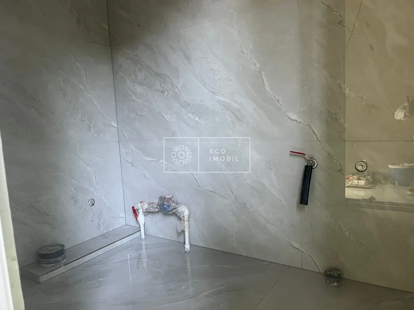 1-bedroom office, 48 m² — Image 2