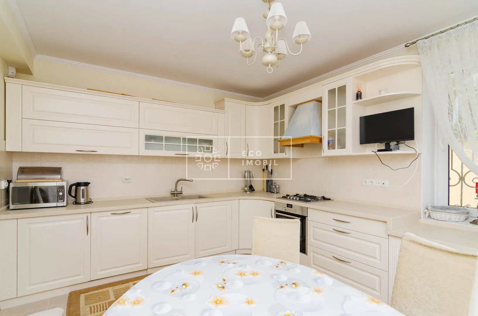 2-этажный дом, 3 комнаты, 150 м² — Изображение 2