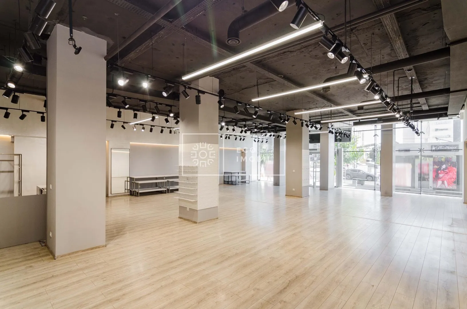 1-комнатный офис, 265 м² — Изображение 1