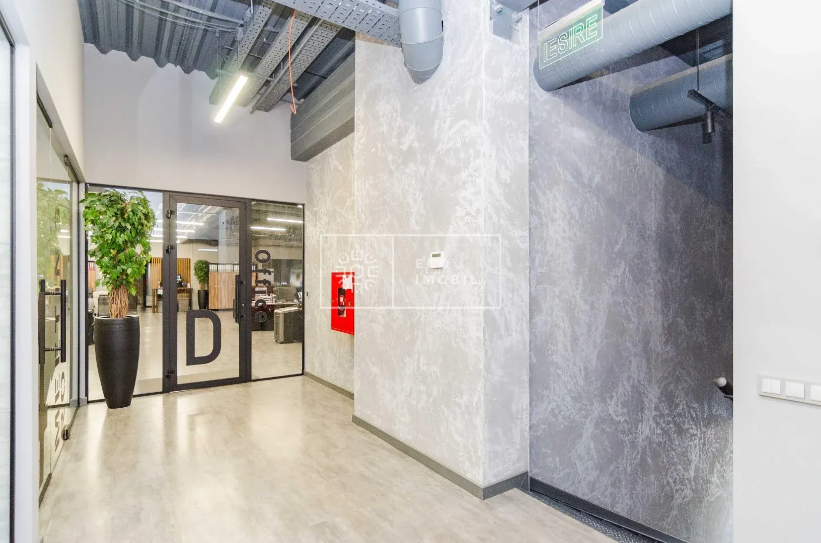 2-bedroom office, 300 m² — Image 3