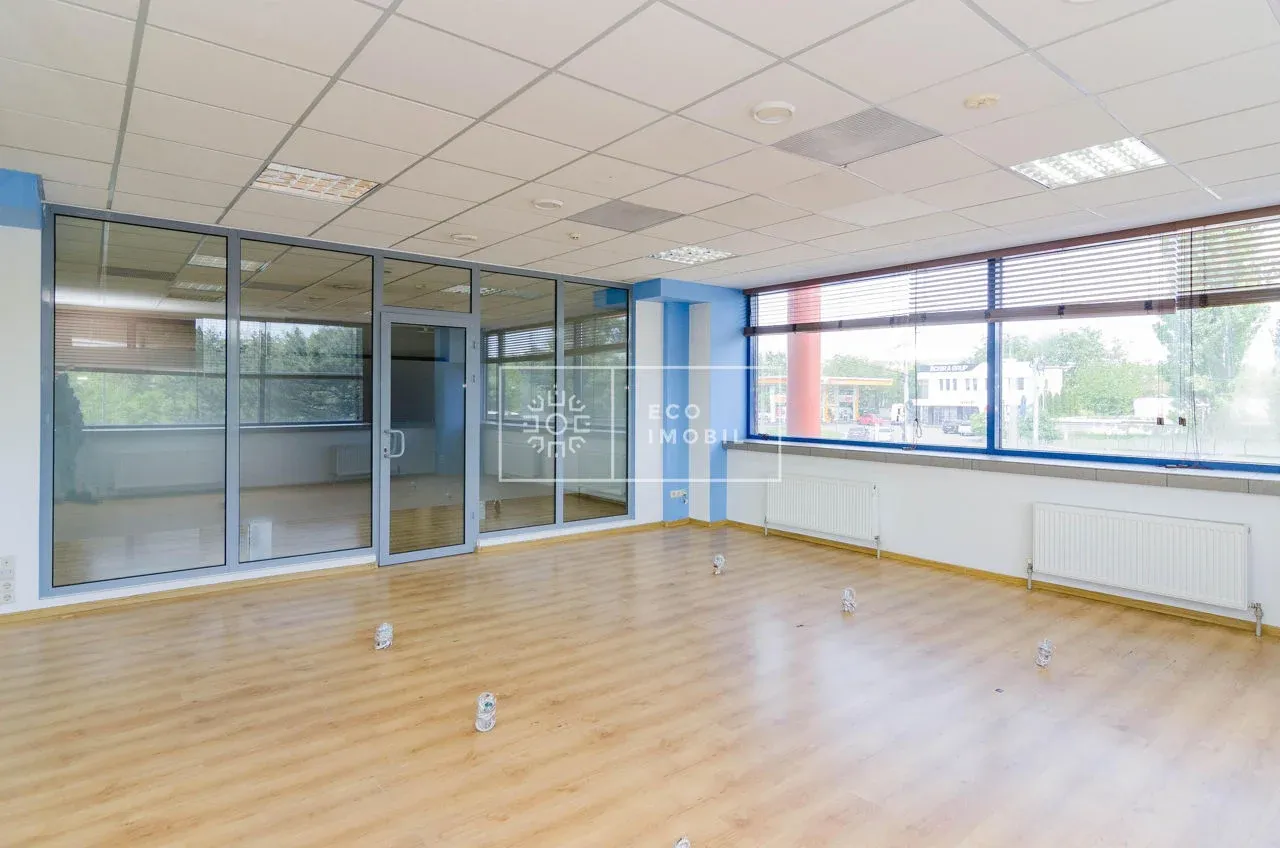 1-bedroom office, 500 m² — Image 1