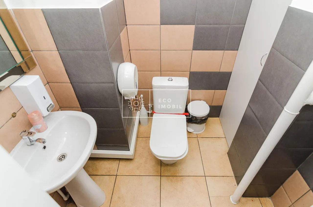 1-bedroom office, 500 m² — Image 3