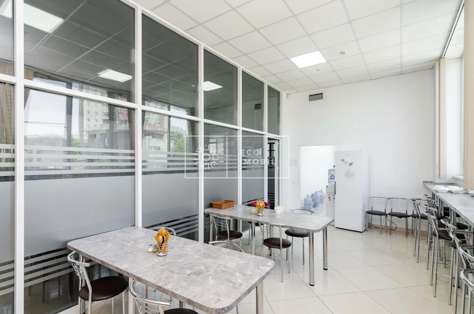 1-camere birou, 730 m² — Imagine 3