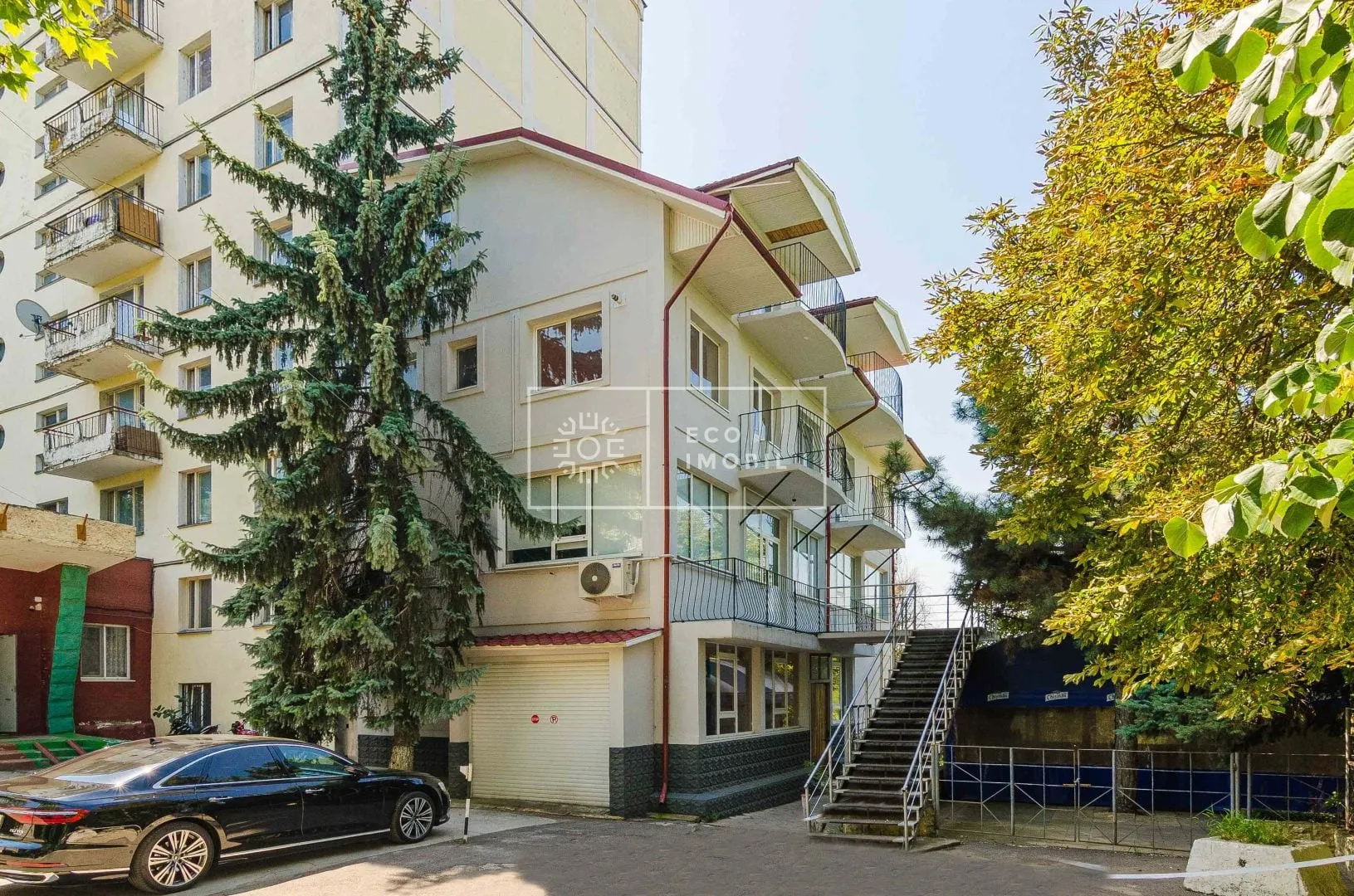 Birou, 560 m² — Imagine 1