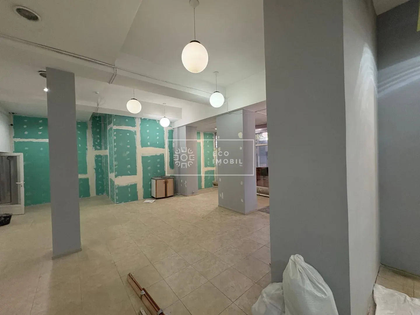 3-camere birou, 150 m² — Imagine 1