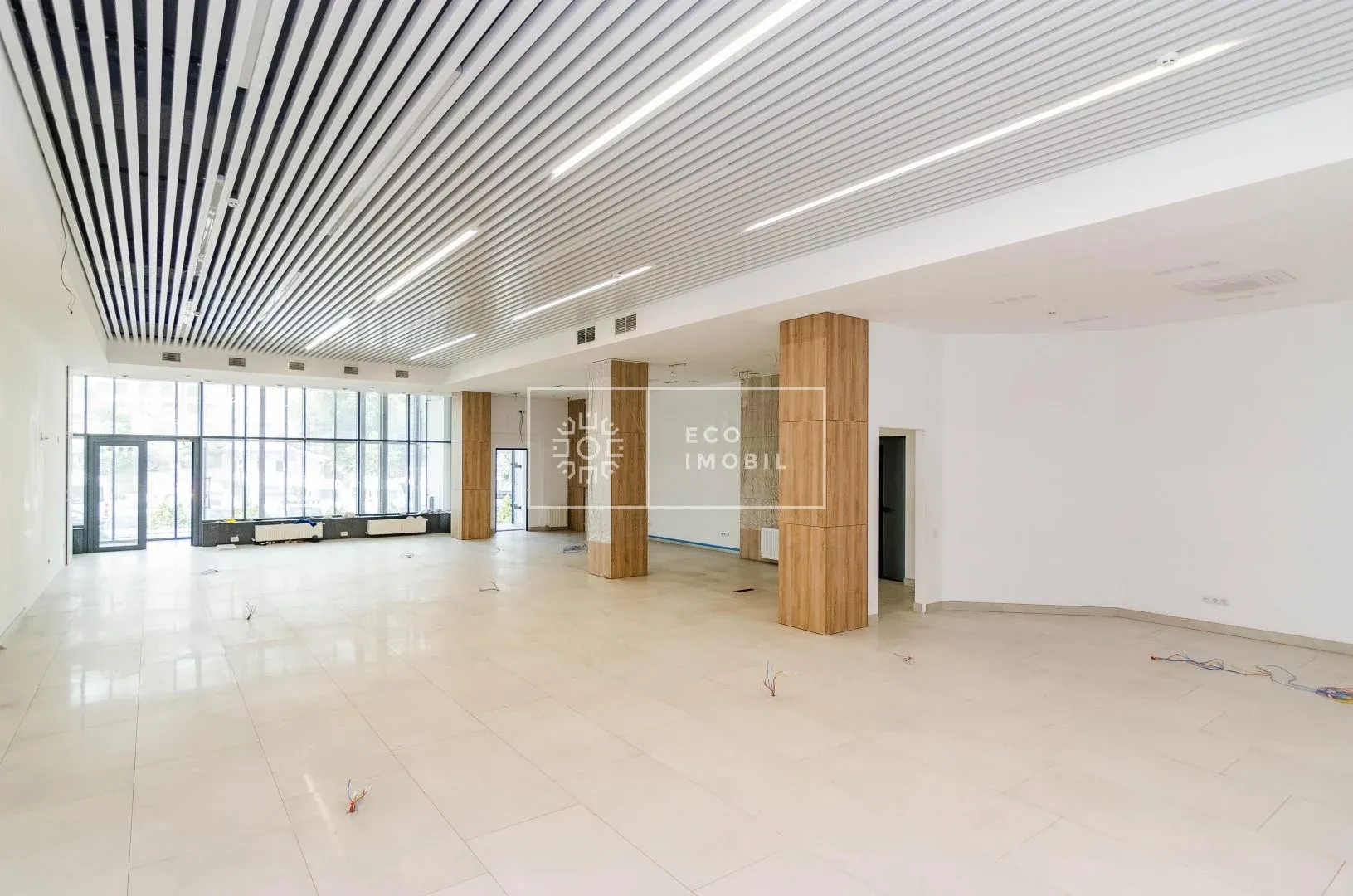 4-camere birou, 200 m² — Imagine 1