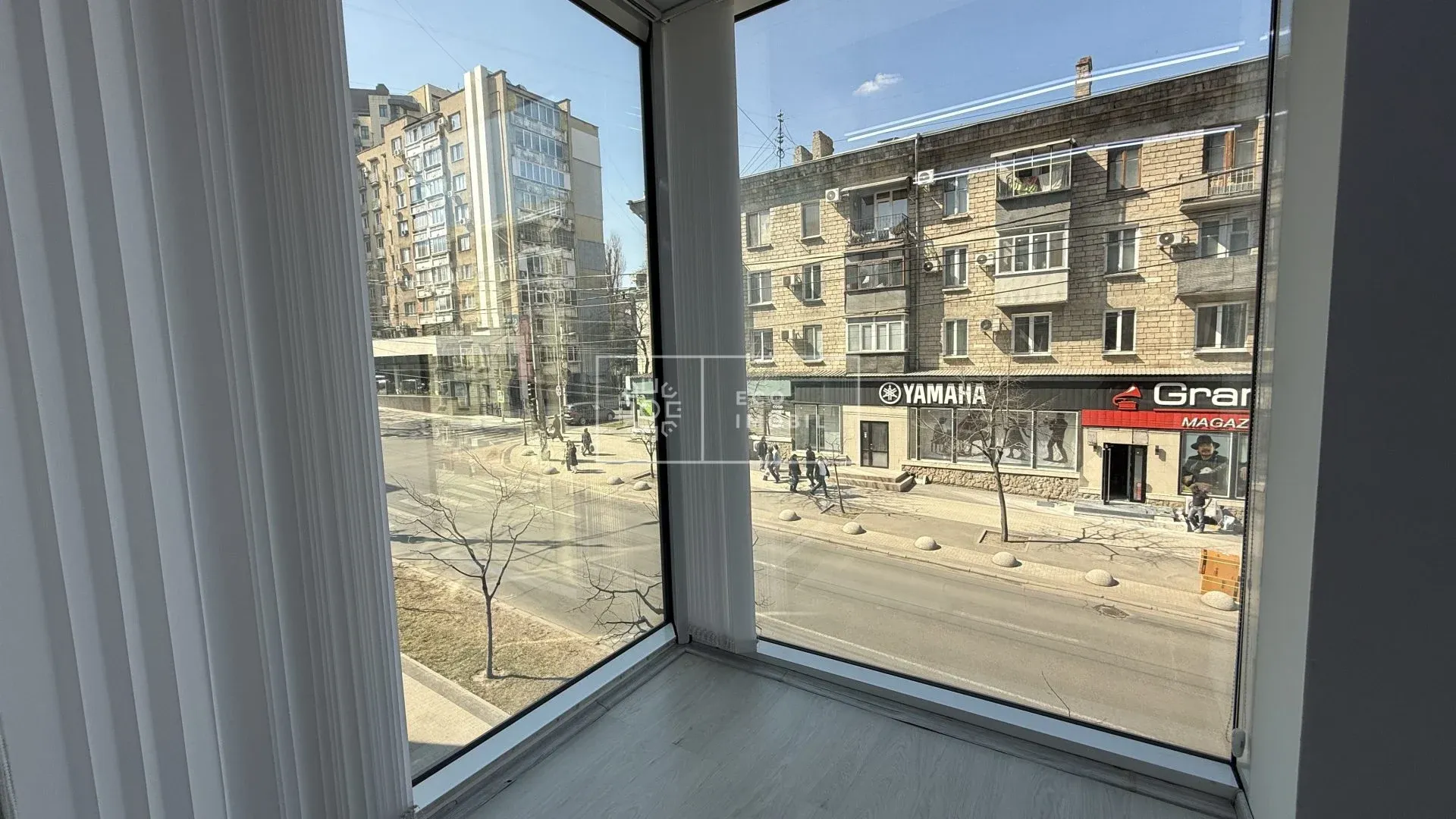 2-camere birou, 84 m² — Imagine 3