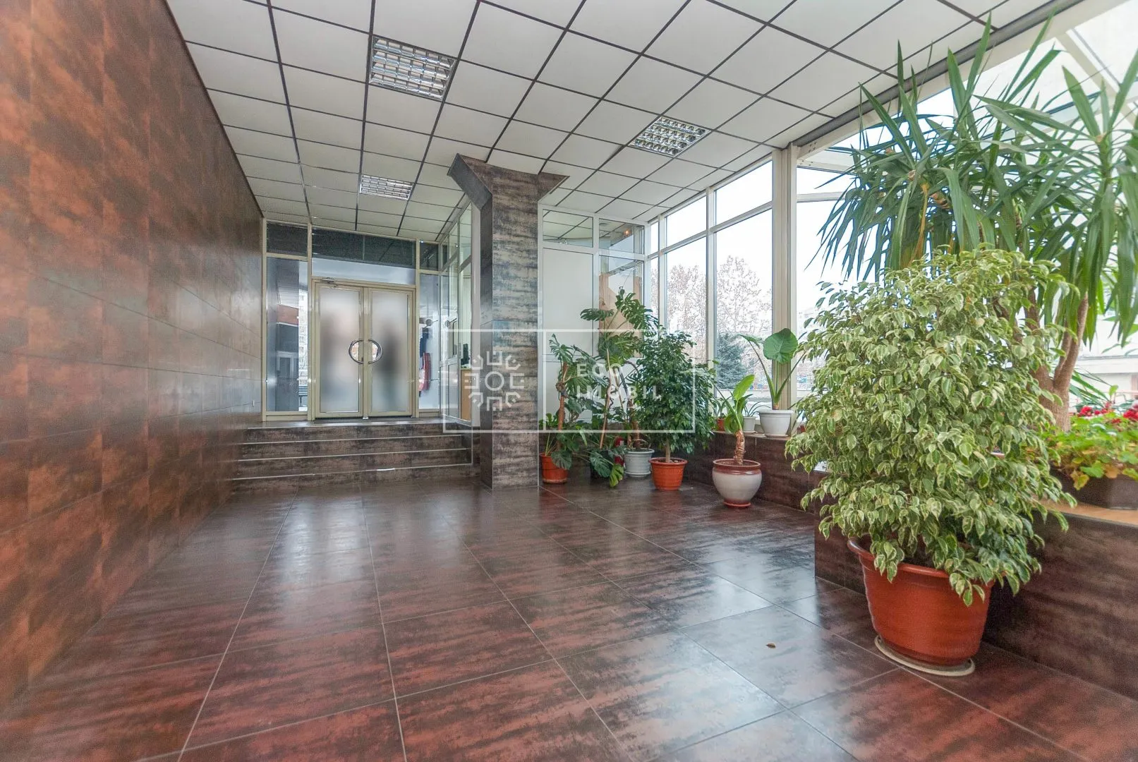 1-camere birou, 80 m² — Imagine 4