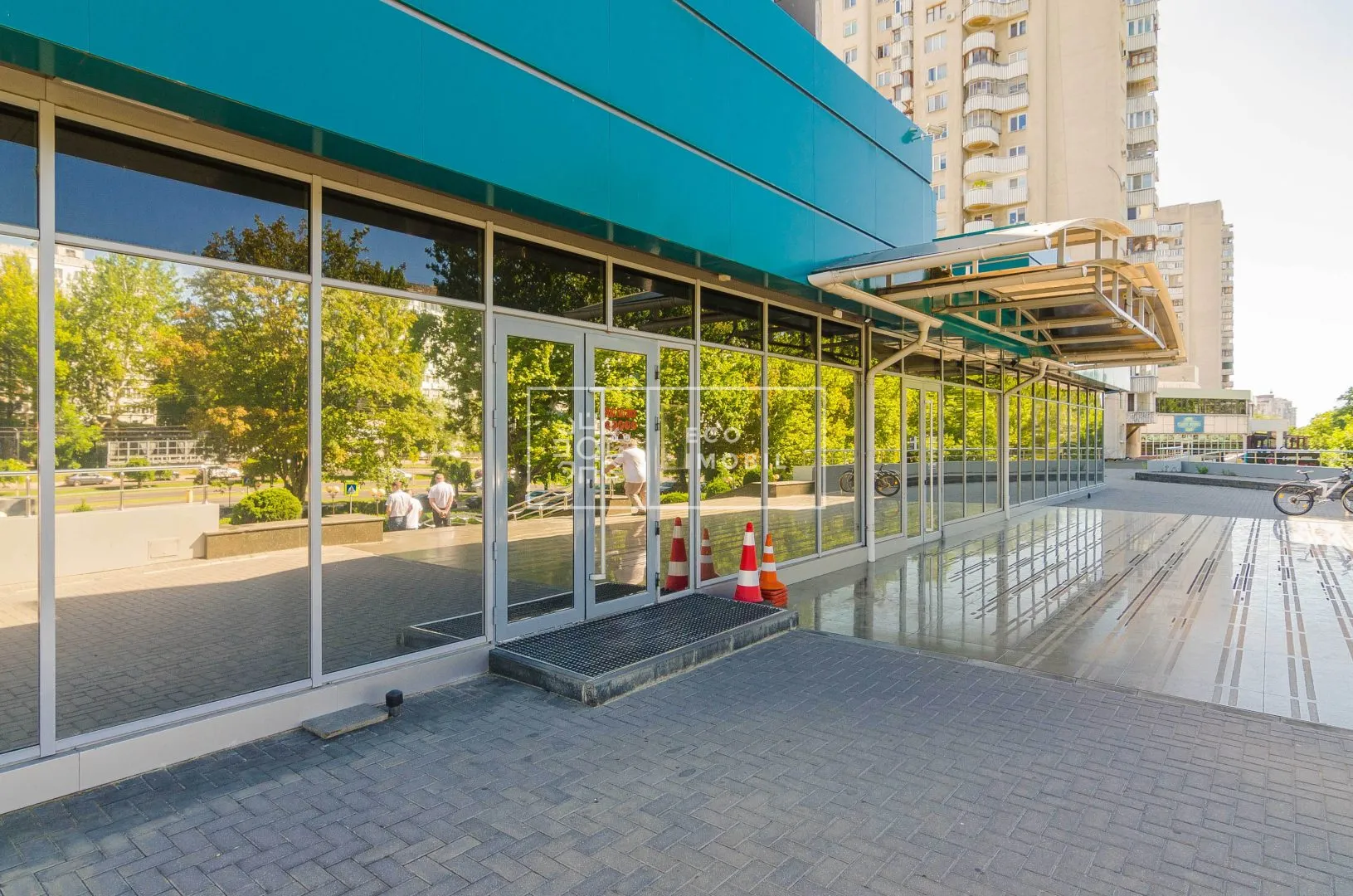 Office, 80 m² — Image 1