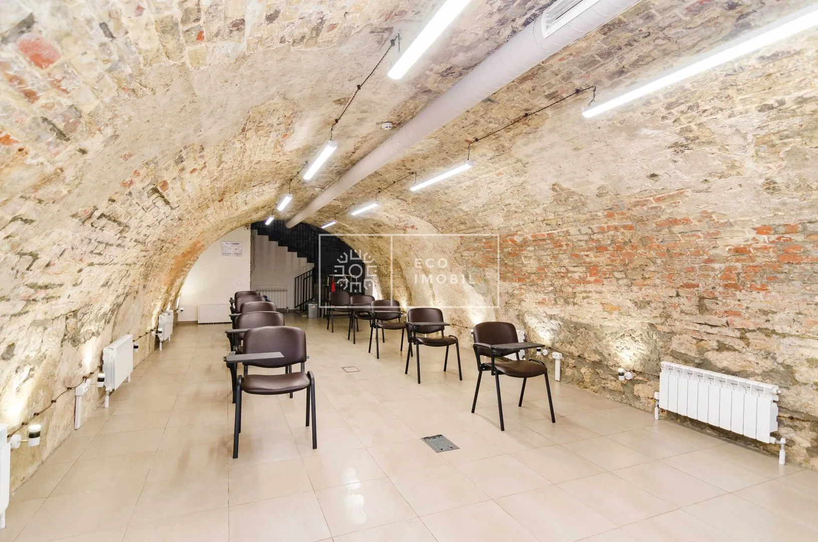 1-bedroom office, 200 m² — Image 3
