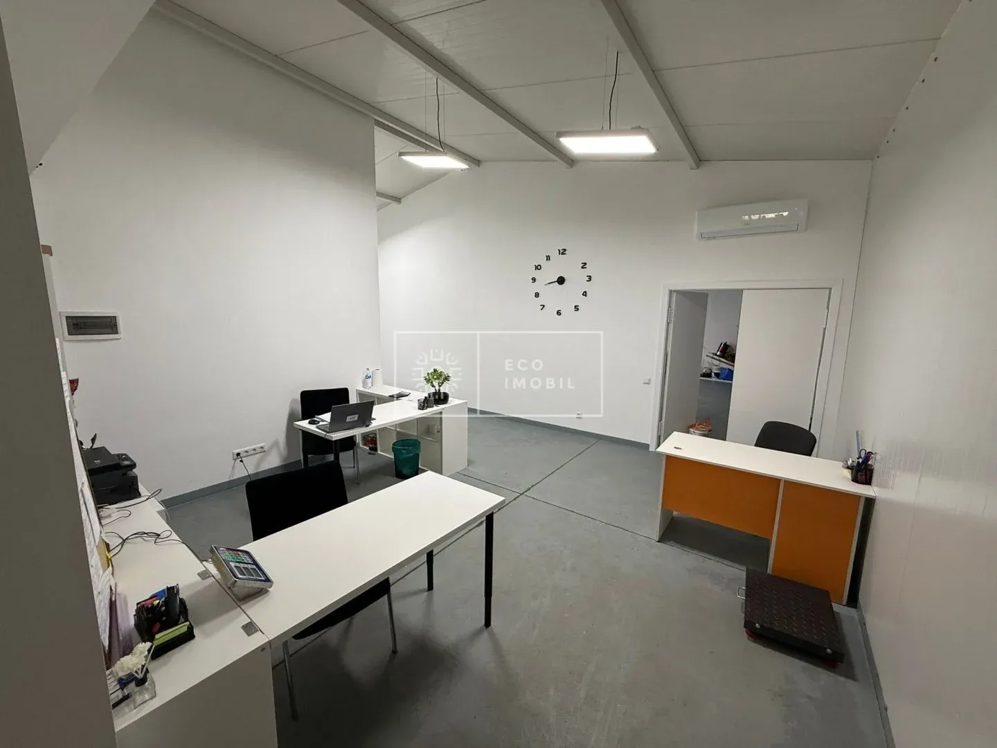 1-camere birou, 160 m² — Imagine 1